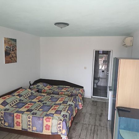 Eli Guest House Balchik Luaran gambar