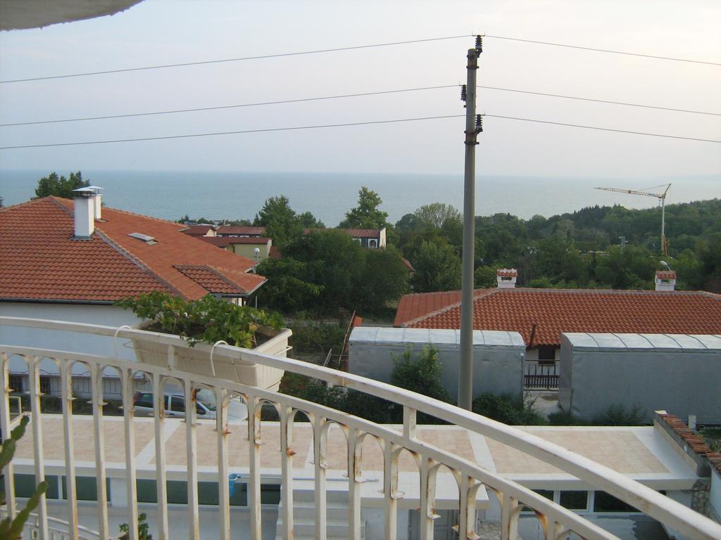 Eli Guest House Balchik Luaran gambar